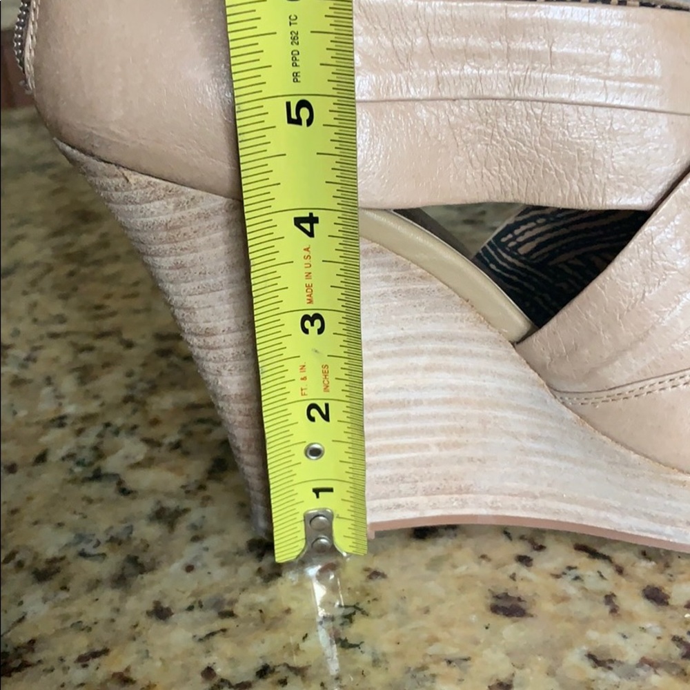 Seychelles Wedges - Picture 9 of 9